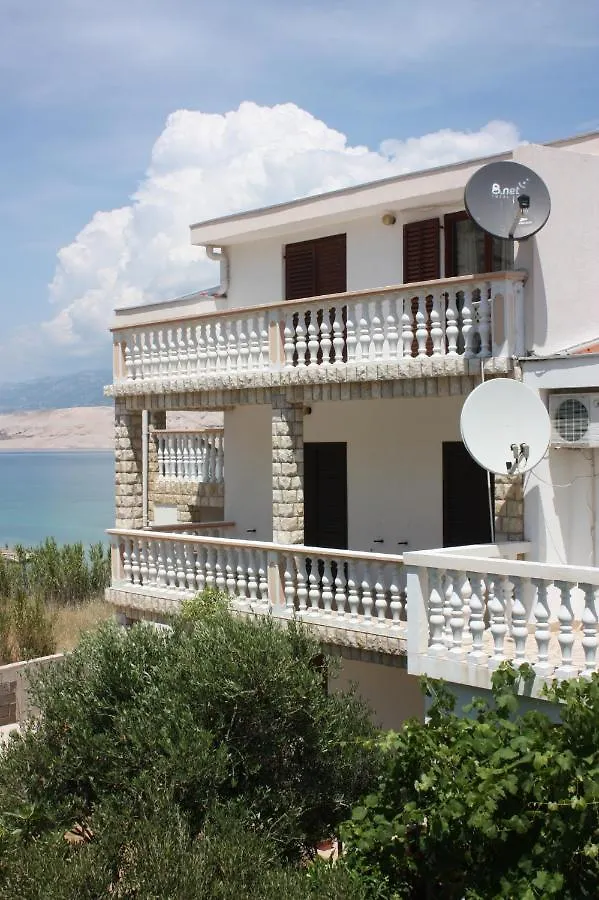 On The Beach Apartment Pag Town